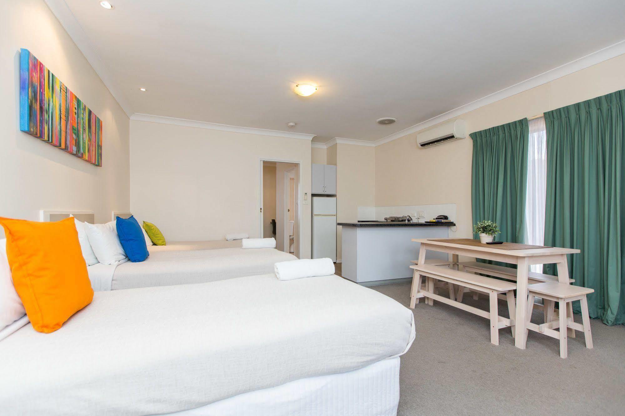 Lincoln cabaña Motor Inn Wagga Wagga Exterior foto